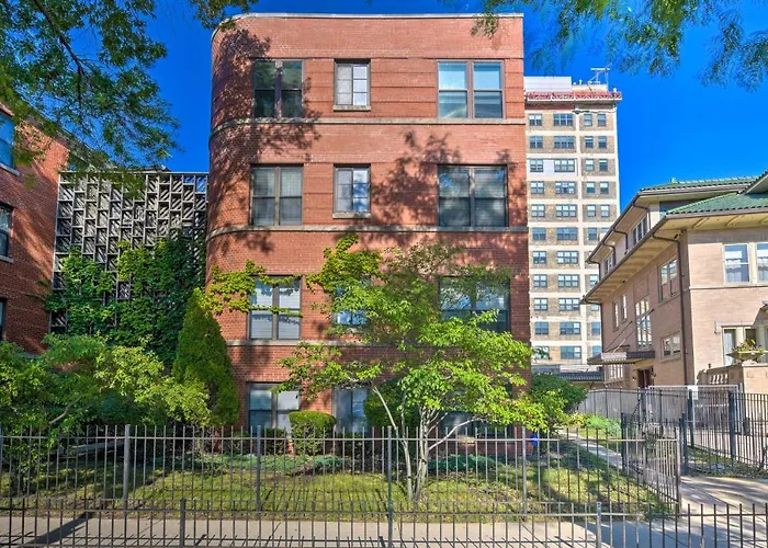 Apartment Urban Escape About 1 Mi To Local Beaches! Chicago